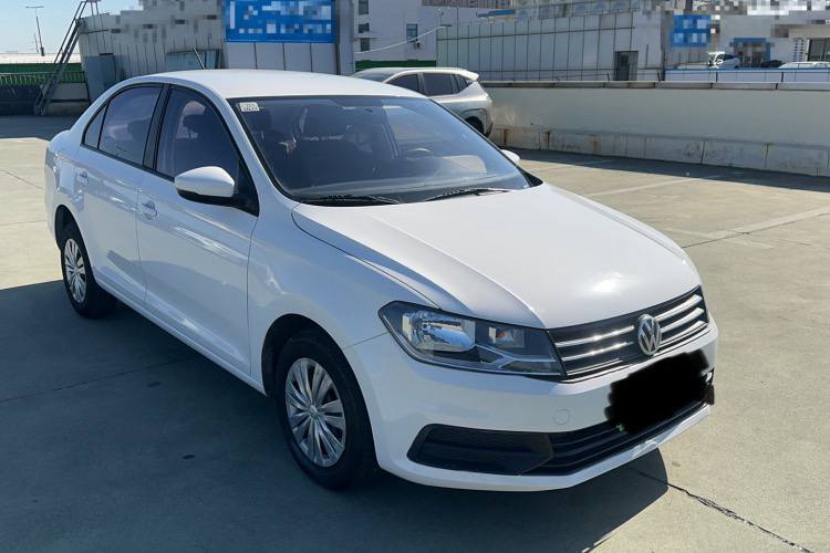 VOLKSWAGEN SANTANA 2021