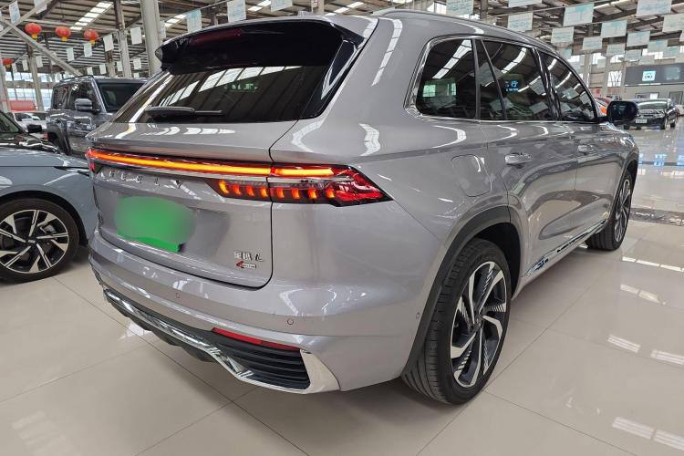 Geely Monjaro 2021