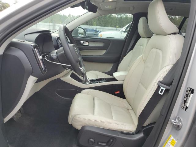 VOLVO XC40 PLUS 2023