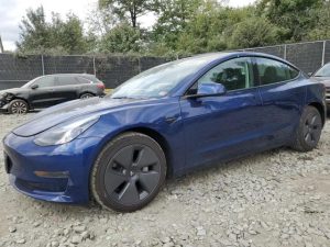 TESLA MODEL 3 2023