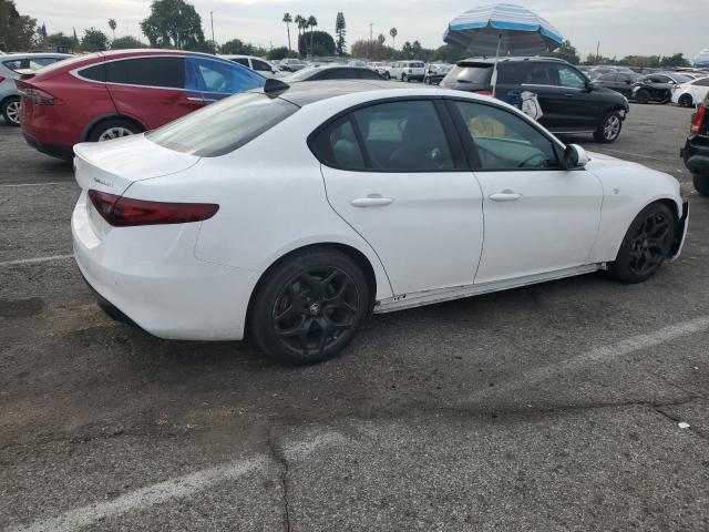 ALFA ROMEO GIULIA SUPER 2022