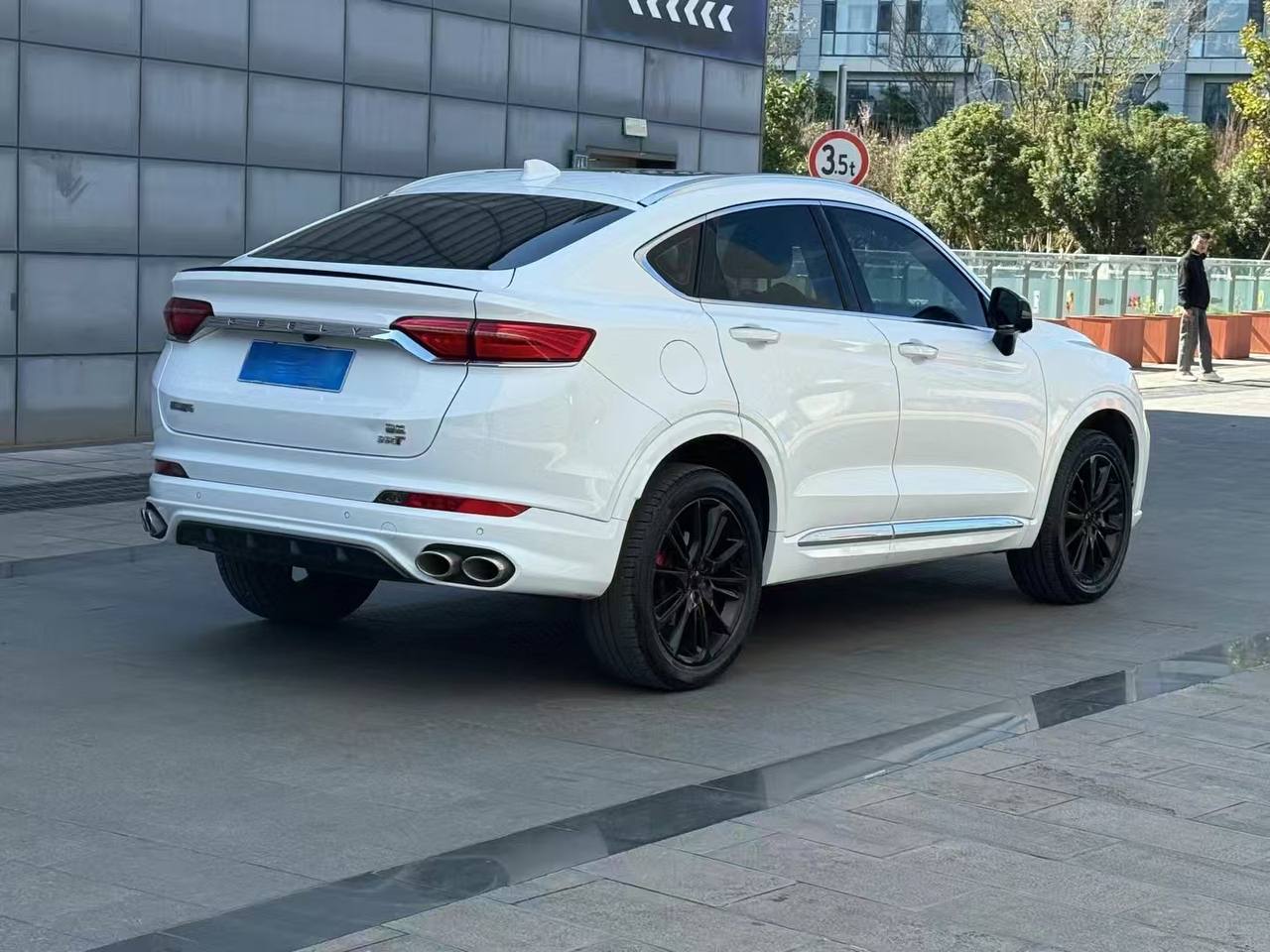 Geely Tugella 350T 2020
