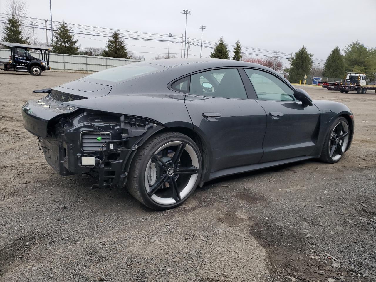 PORSCHE TAYCAN 2022