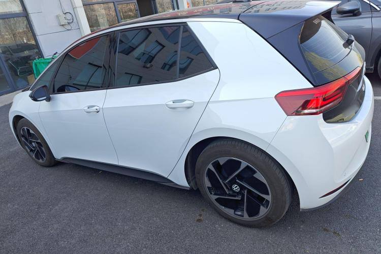 VOLKSWAGEN ID.3 2024