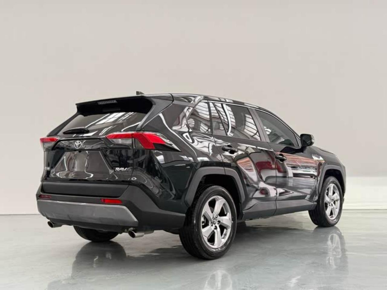 TOYOTA RAV4 2022