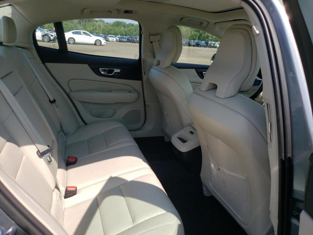 VOLVO S60 T6 MOMENTUM 2020