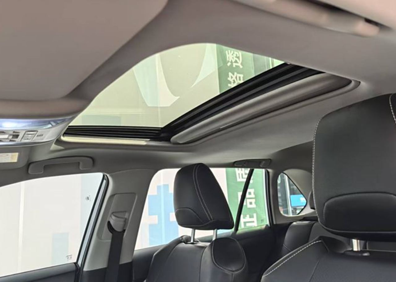 TOYOTA RAV4 2022