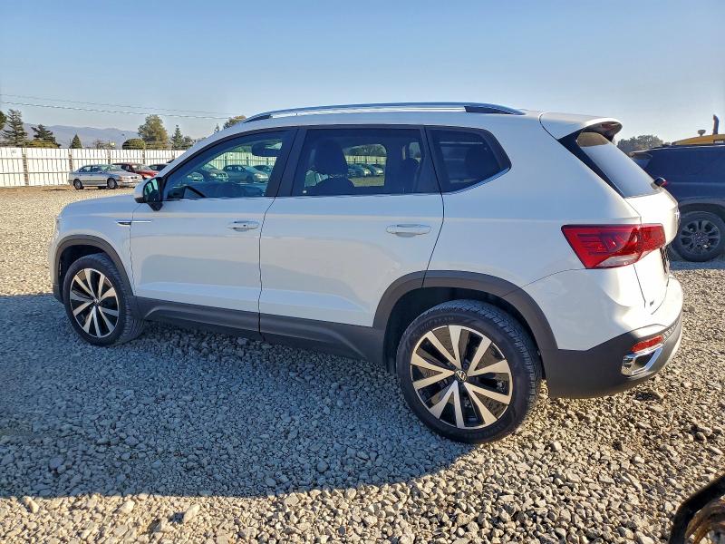 VOLKSWAGEN TAOS SE 2023