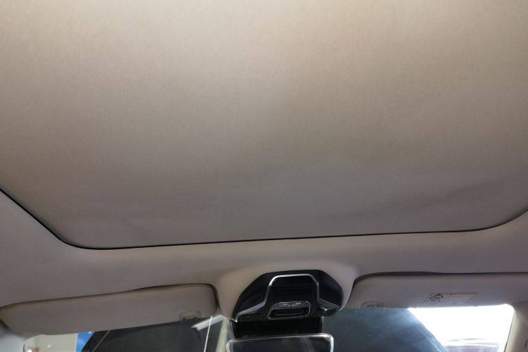 Geely Tugella 2020