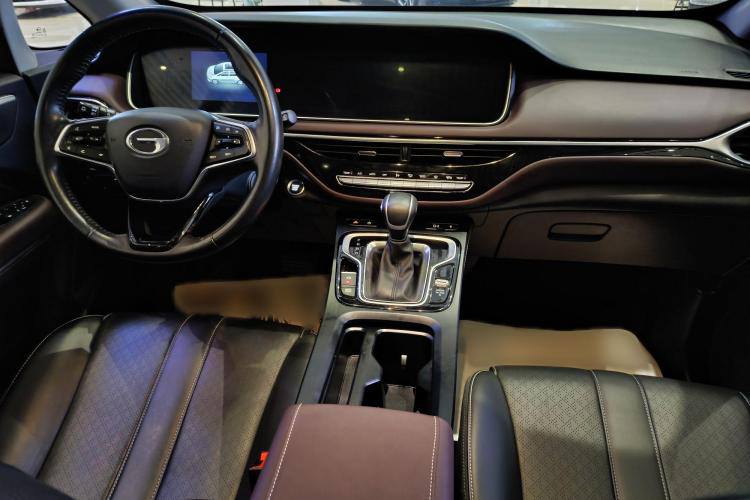 GAC Trumpchi M6 2021