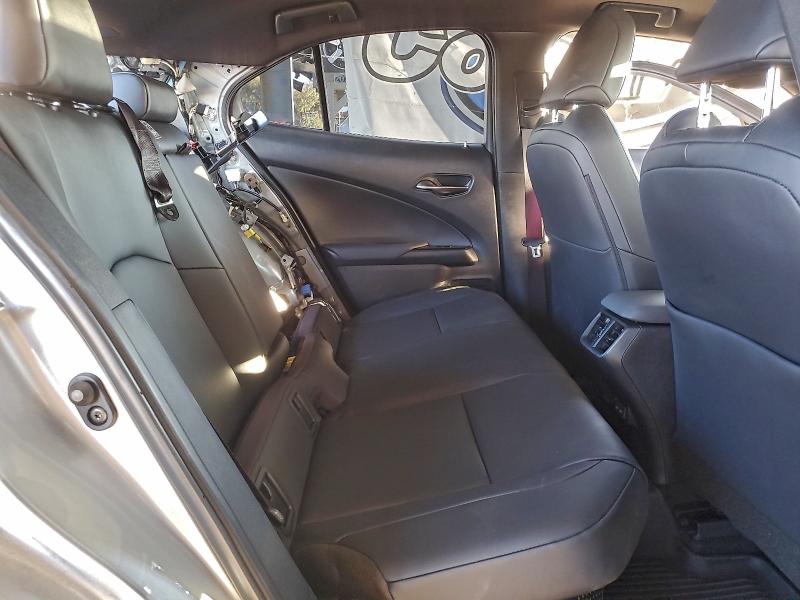 LEXUS UX 250H BASE 2022