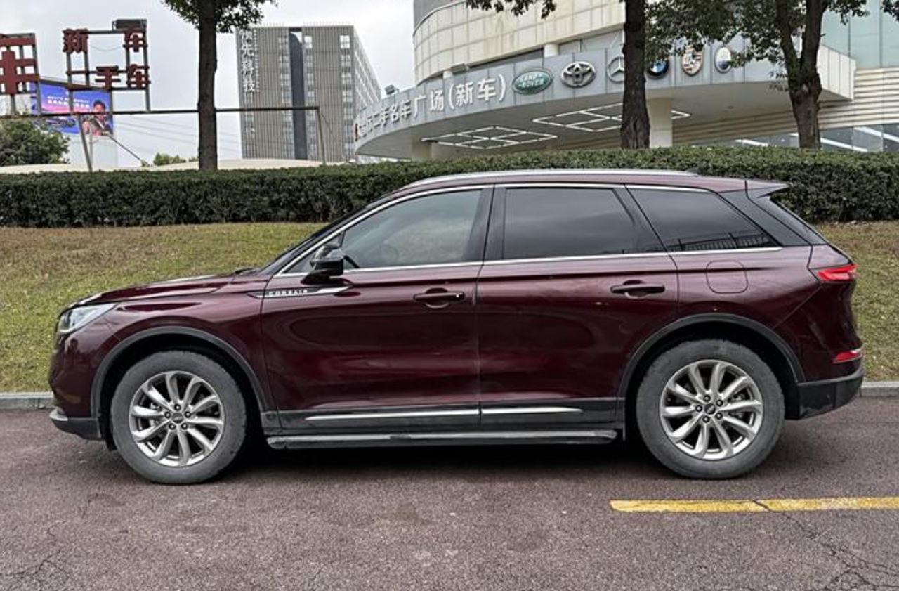 LINCOLN CORSAIR 2020