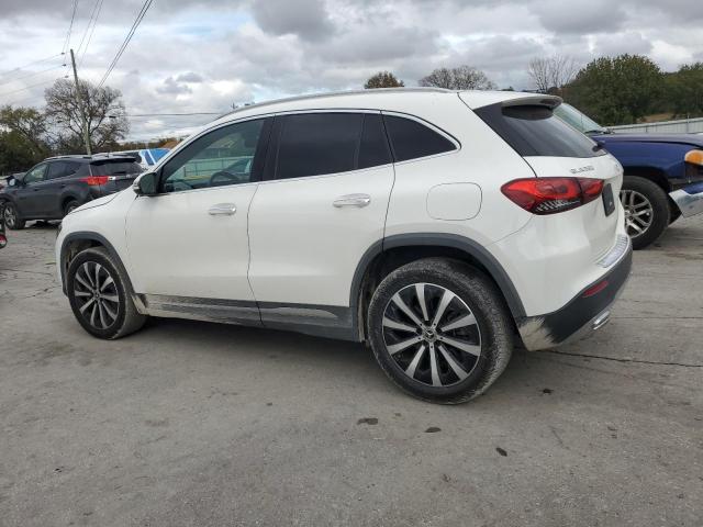 MERCEDES-BENZ GLA 250 2020