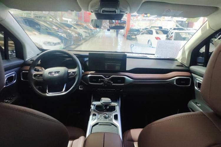 Geely Haoyue 2022 (Okavango) 7 мест