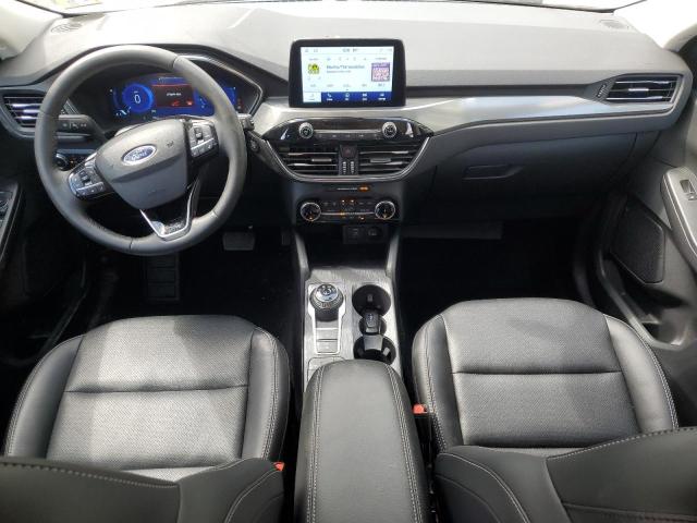 FORD ESCAPE TITANIUM 2022