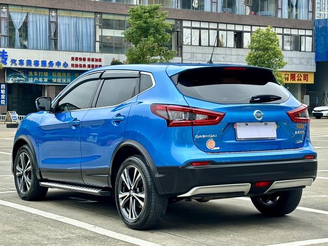 NISSAN Qashqai 2021