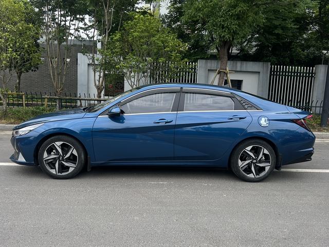HYUNDAI ELANTRA 2021