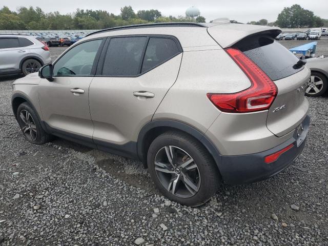 VOLVO XC40 PLUS 2023