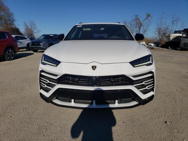 LAMBORGHINI URUS 2021