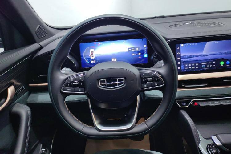 Geely Monjaro 2021