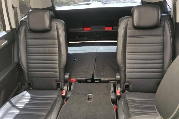 VOLKSWAGEN TOURAN L 280TSI 2018