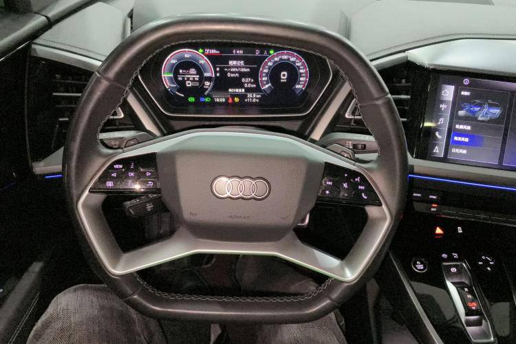 AUDI Q4 E-TRON 2023