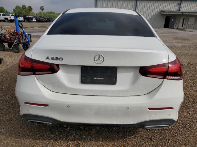 MERCEDES-BENZ A 220 2021