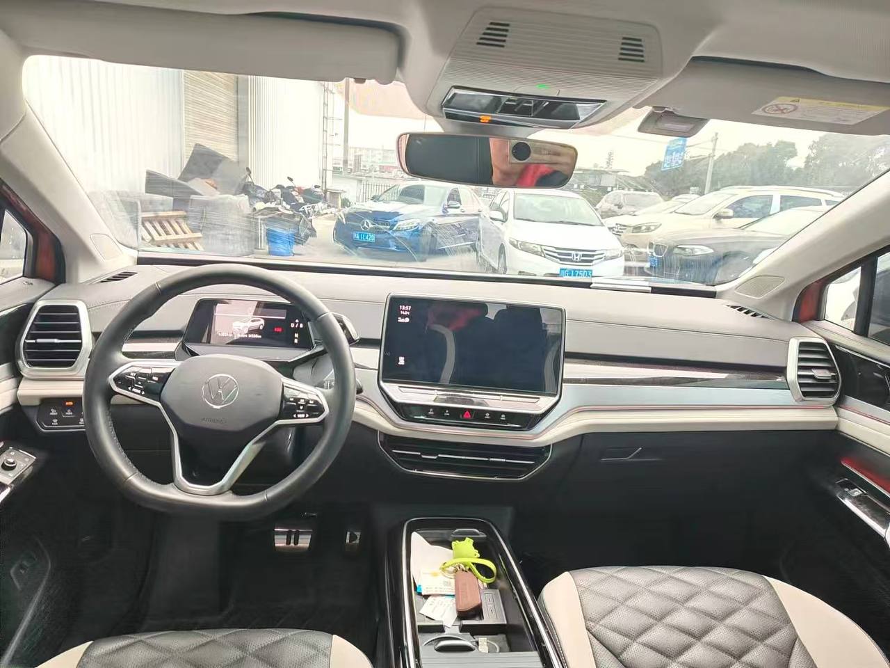 Volkswagen ID.6 CROZZ 2021