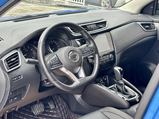 NISSAN Qashqai 2021