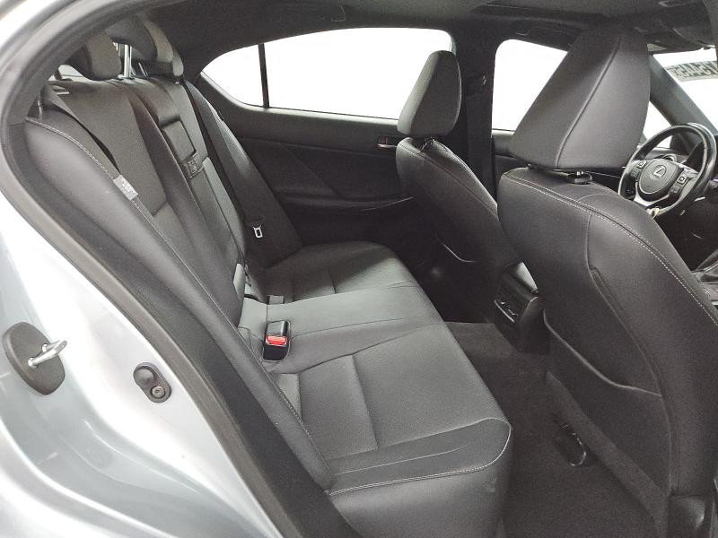 LEXUS IS 300 2023