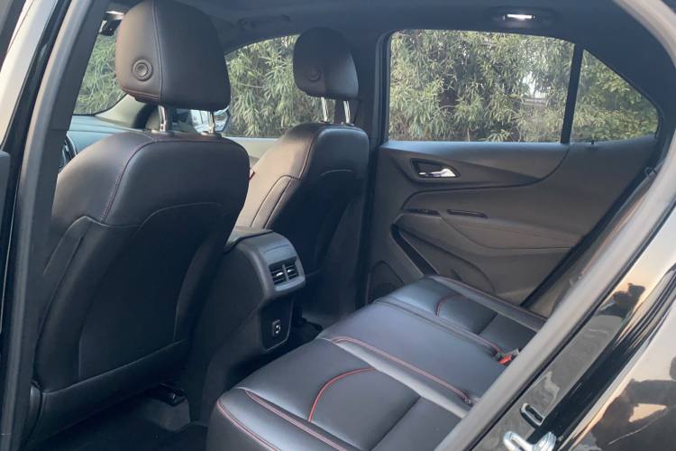 CHEVROLET EQUINOX 550T 2021