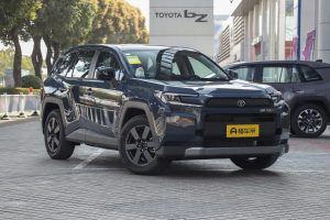 TOYOTA RAV4 2026