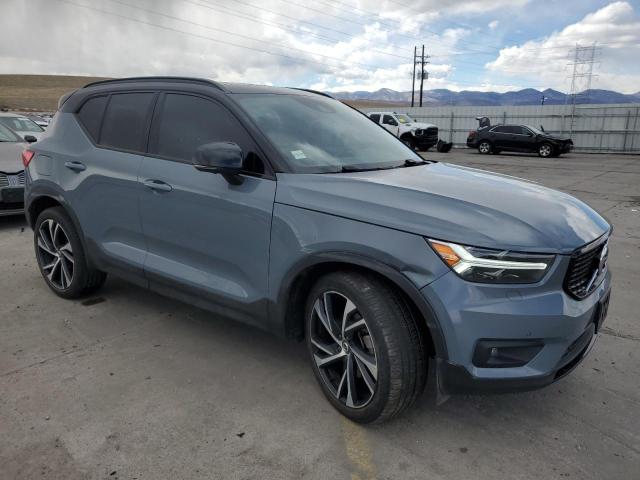 VOLVO XC40 T5 R-DESIGN 2022