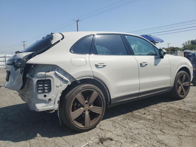 PORSCHE CAYENNE 2021