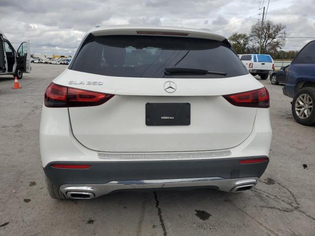 MERCEDES-BENZ GLA 250 2020