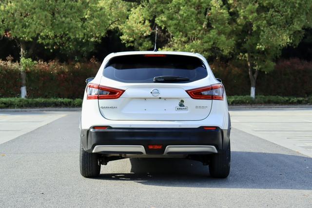 NISSAN Qashqai 2021