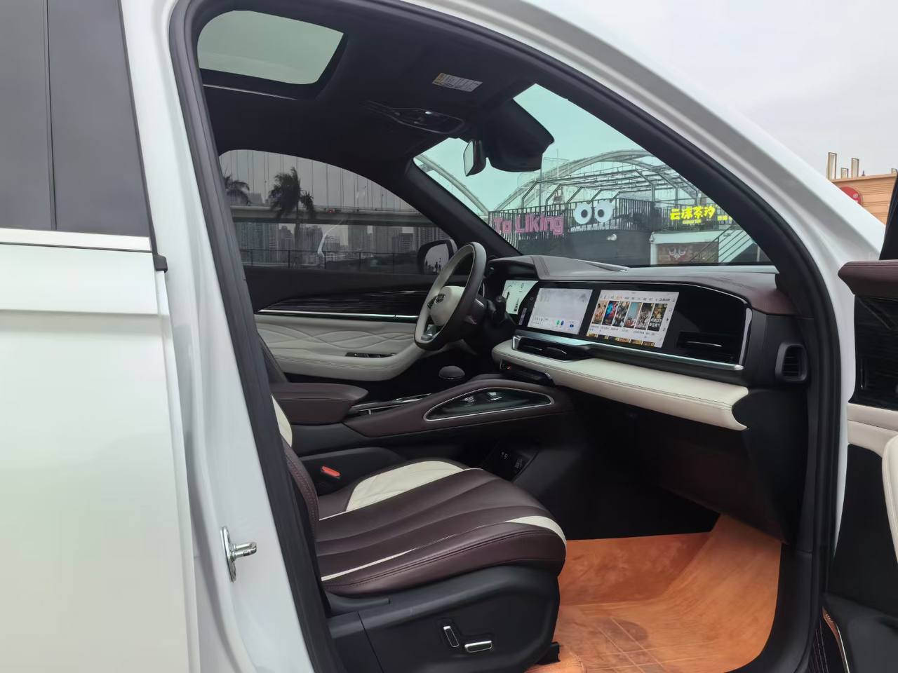 Geely Monjaro 2021