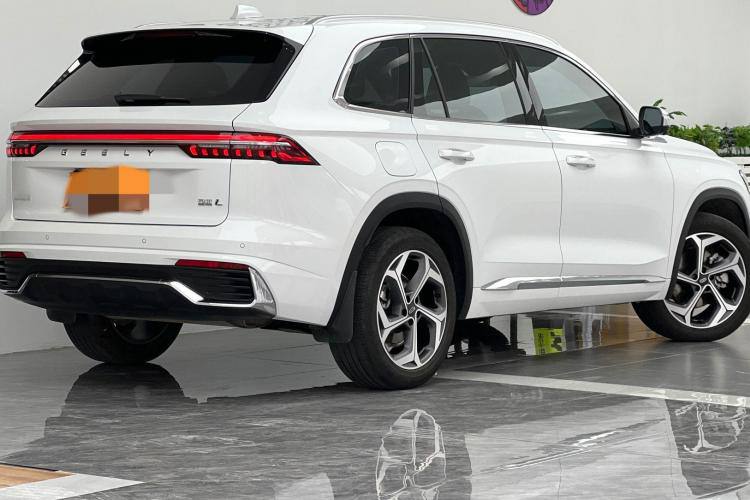Geely Monjaro 2021