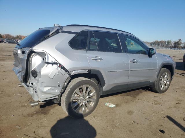 TOYOTA RAV4 XLE PREMIUM 2024