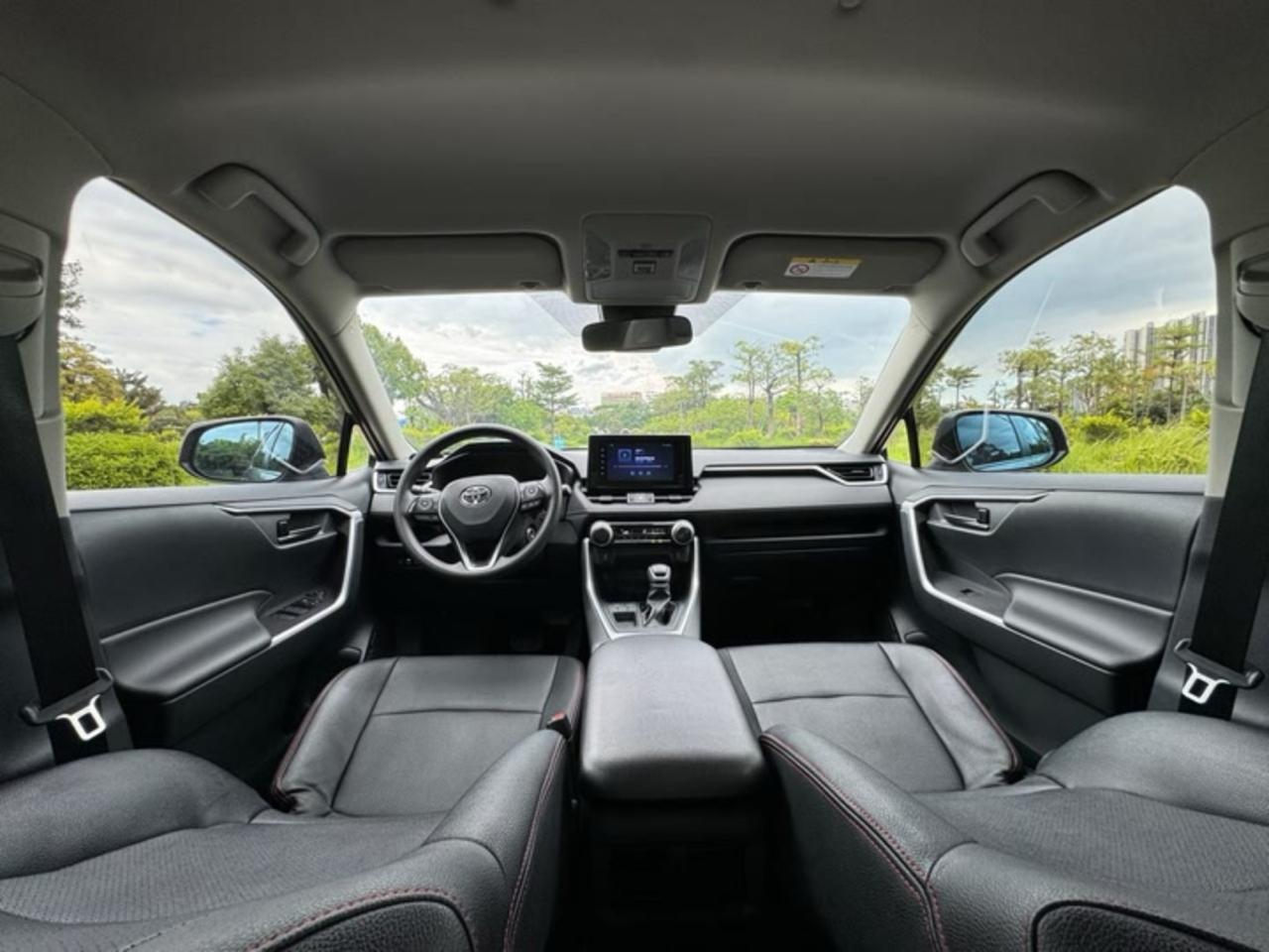 TOYOTA RAV4 2022
