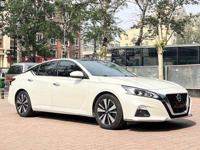 NISSAN ALTIMA 2021