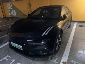 Zeekr 001 2023