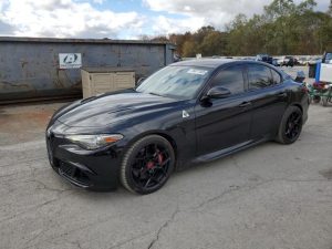 ALFA ROMEO GIULIA QUADRIFOGLIO 2016
