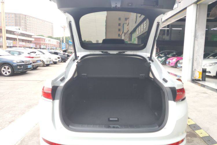 Geely Xingyue 2020