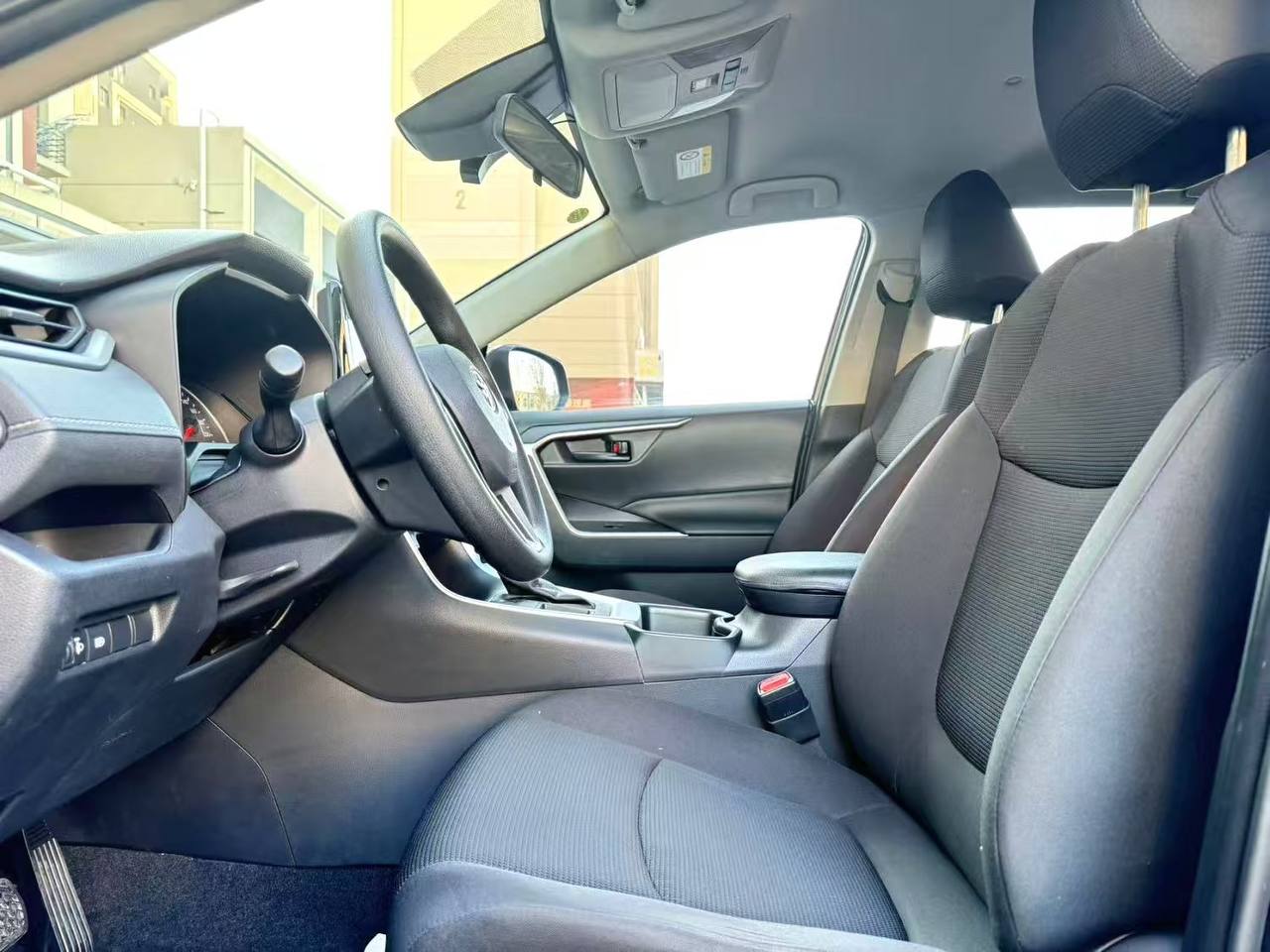 TOYOTA RAV4 2021