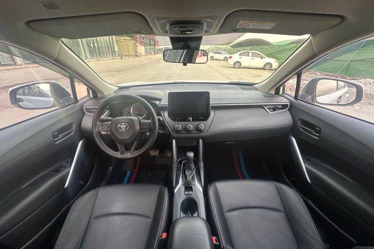 TOYOTA COROLLA CROSS 2022
