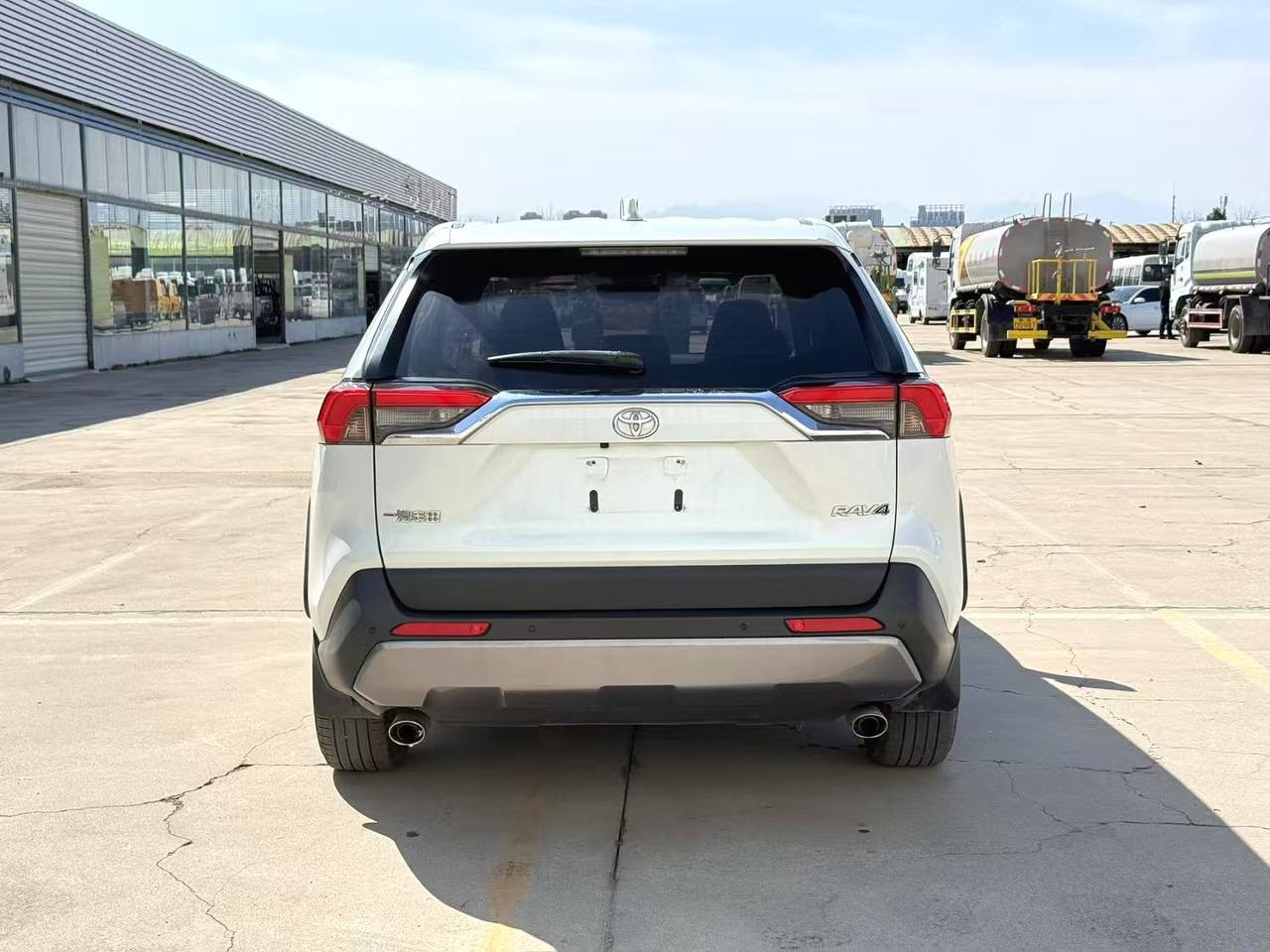 TOYOTA RAV4 2021