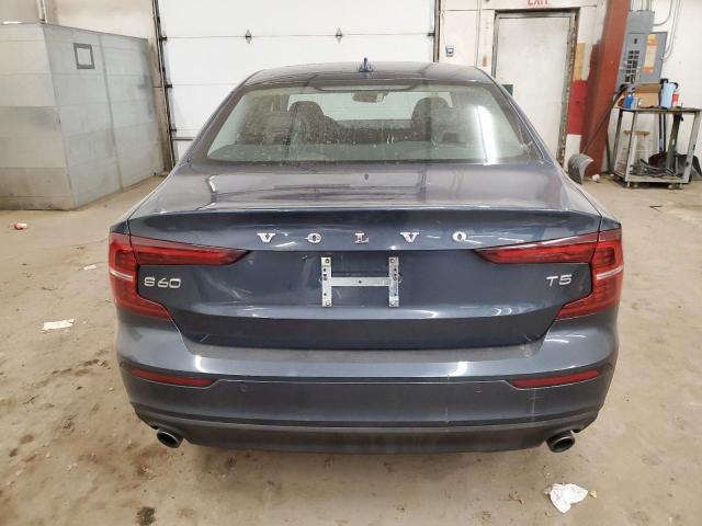 VOLVO S60 T5 MOMENTUM 2021