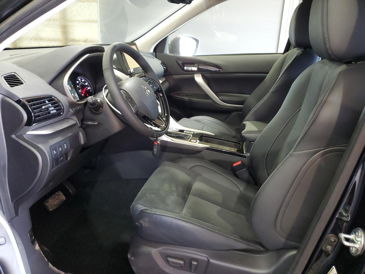 MITSUBISHI ECLIPSE CROSS SE 2025