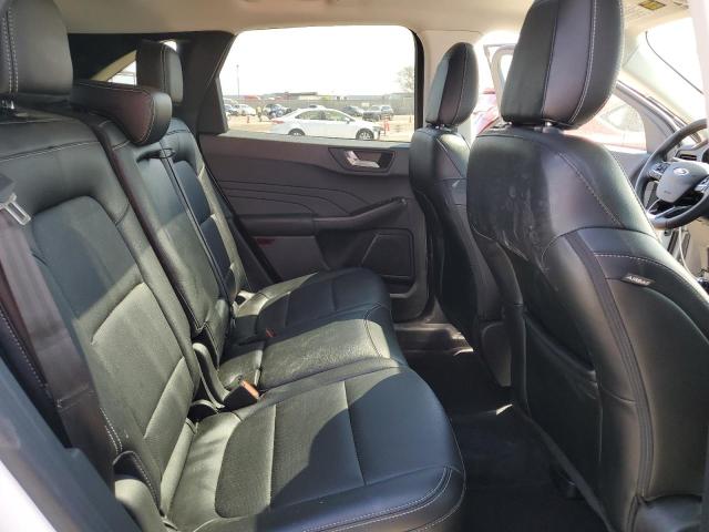 FORD ESCAPE SEL 2022